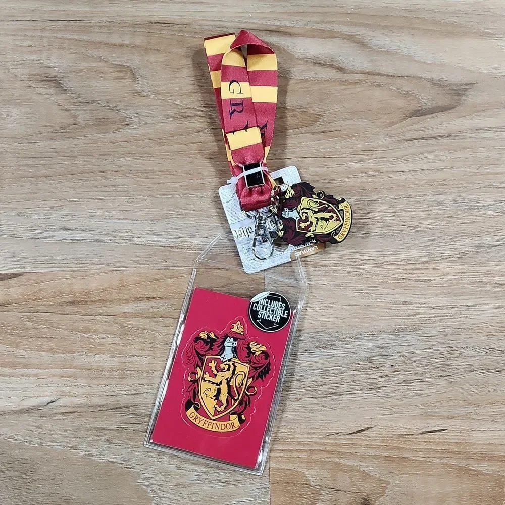 🩵NWT Harry Potter Maroon & Gold Gryffindor Set